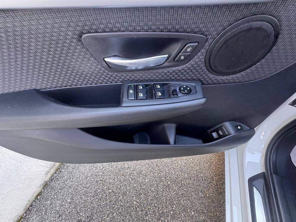 Serie 2 Active Tourer 225xe iPerformance 224 ch BVA6 Business Design 2018 occasion 84290 Sainte-C&eacute;cile-les-Vignes