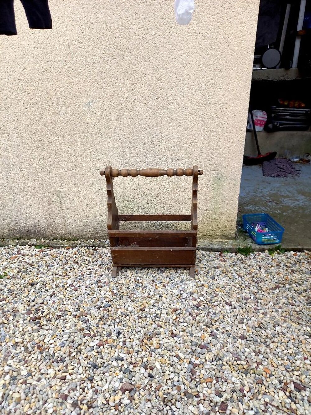 meuble rangement journaux Meubles