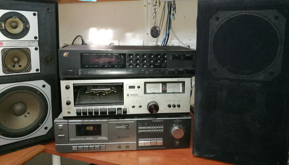 2 baffles +Turner +2 lecteur cassettes Audio et hifi