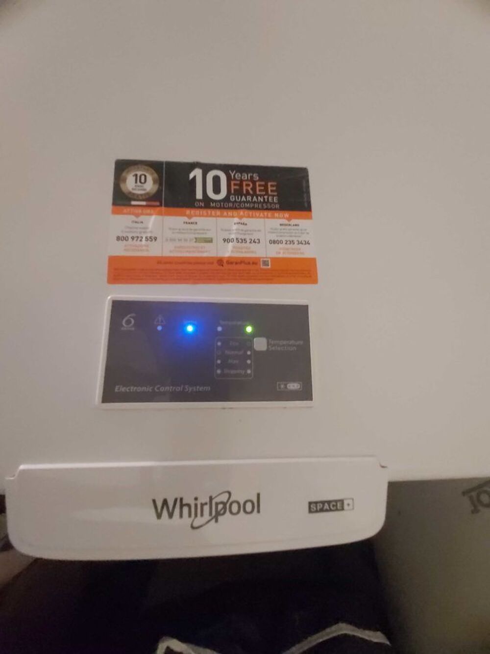 Cong&eacute;lateur Whirlpool 6e sens coffre Electroménager