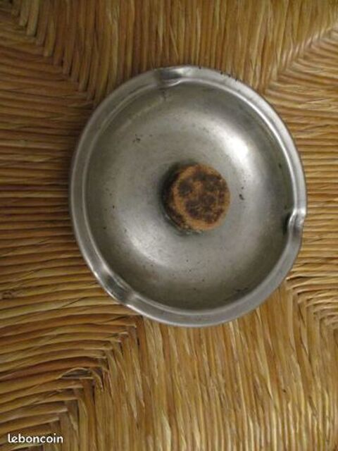 Cendrier en etain vintage 25 M�rignies (59)