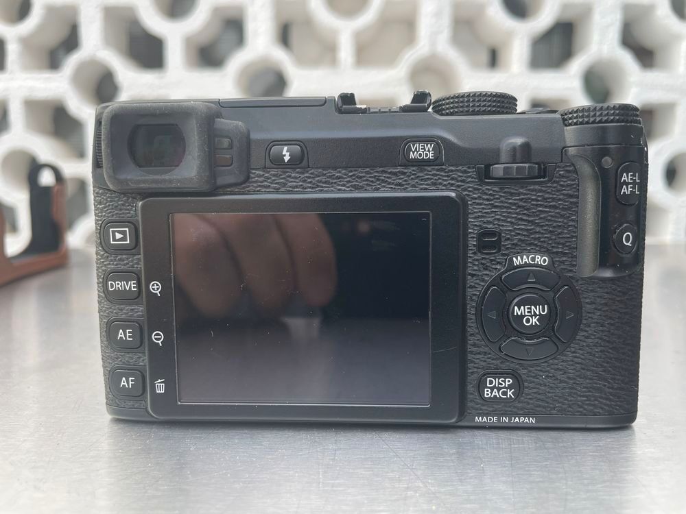Fuji AE1 Photos/Video/TV
