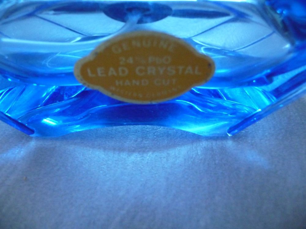 Vaporisateur en v&eacute;ritable cristal bleu 24 % pbo - Neuf Décoration