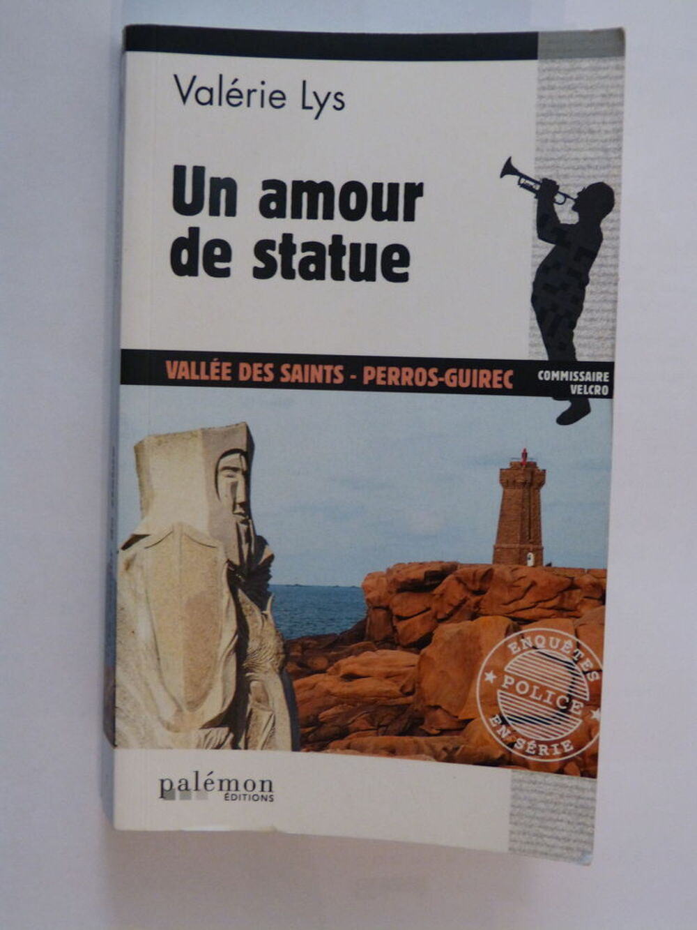 UN AMOUR DE STATUE policier BRETON PALEMON Livres et BD