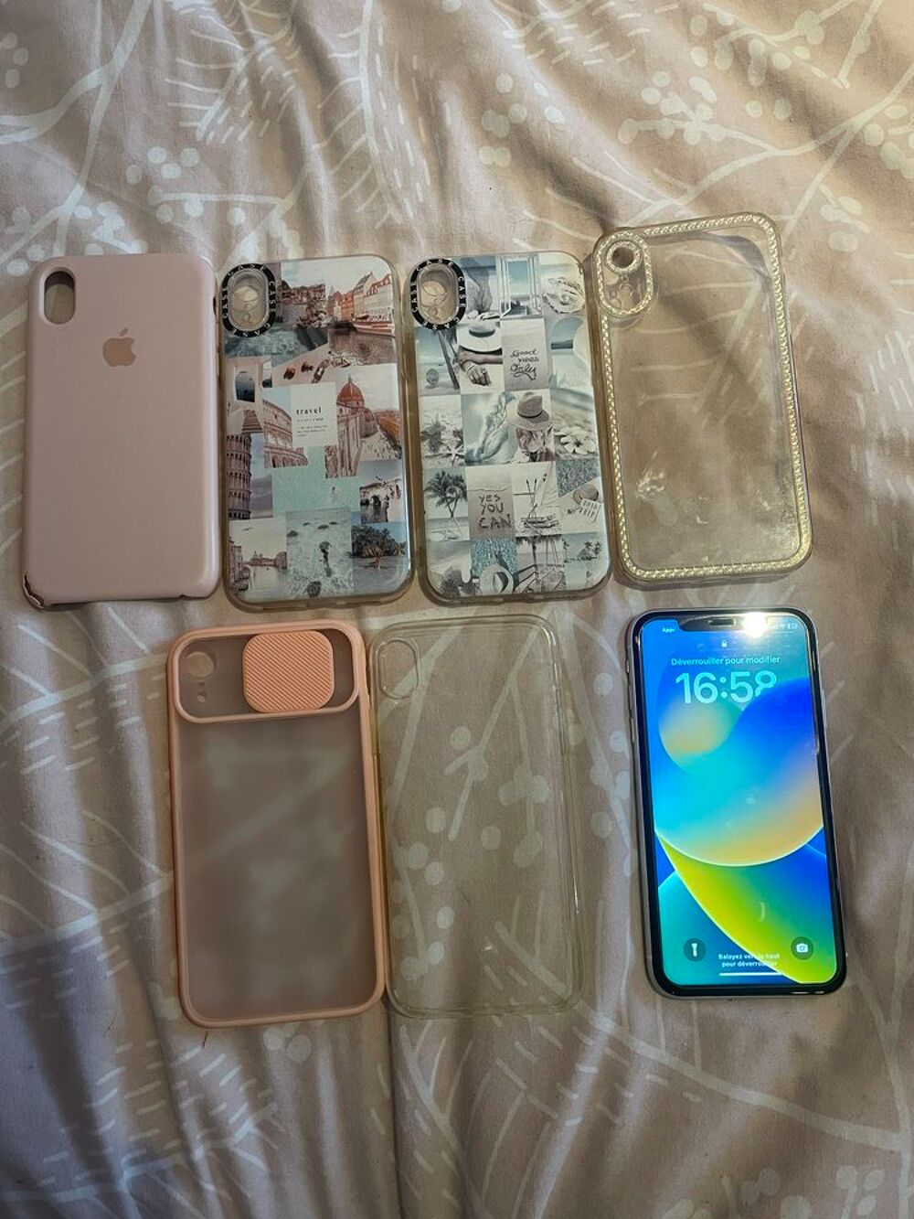 iPhone XR 64go tr&egrave;s bon &eacute;tat Tlphones et tablettes