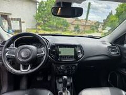 Compass 2.0 I MultiJet II 140 ch Active Drive BVA9 Longitude 2017 occasion 69320 Feyzin