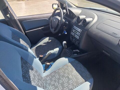 Ford Fiesta 1.4 TDCi Ambiente 2005 occasion Bourgoin-Jallieu 38300