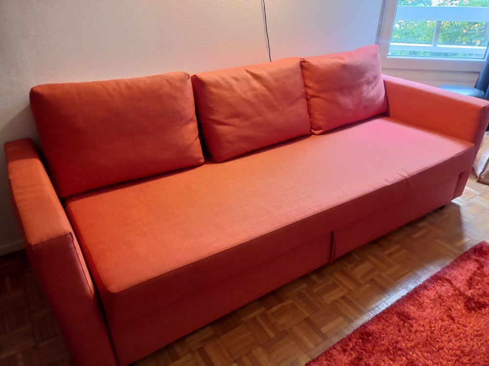 Tr&egrave;s beau canap&eacute; convertible 3 places ikea rouge orang&eacute; Meubles