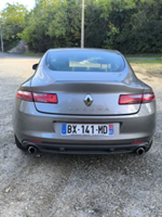 Laguna III Coup&eacute; Laguna Coup&eacute; 2.0 dCi 150 FAP Black Edition Euro 5 2011 occasion 89100 Paron