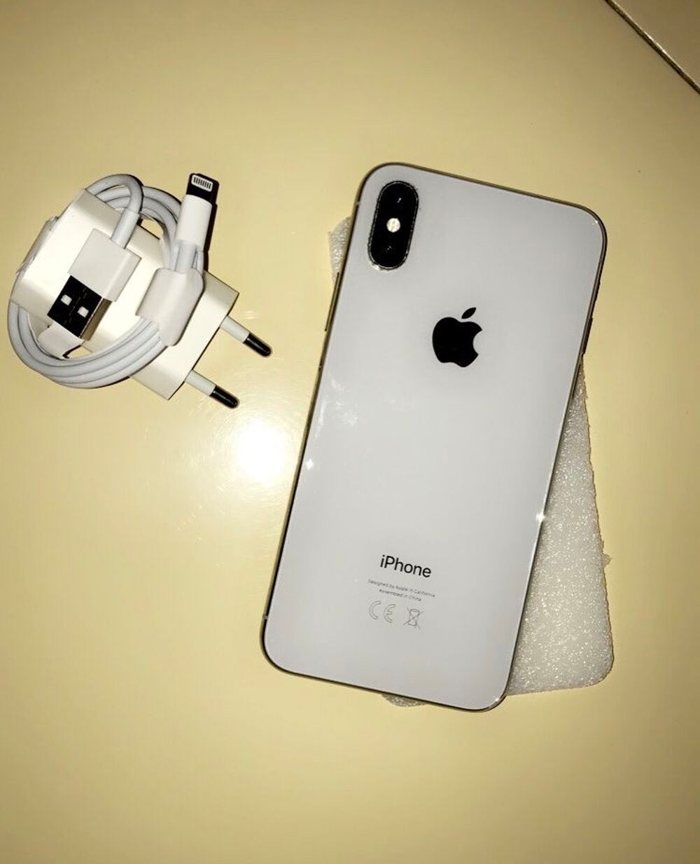 IPhone X 64GO Téléphones et tablettes