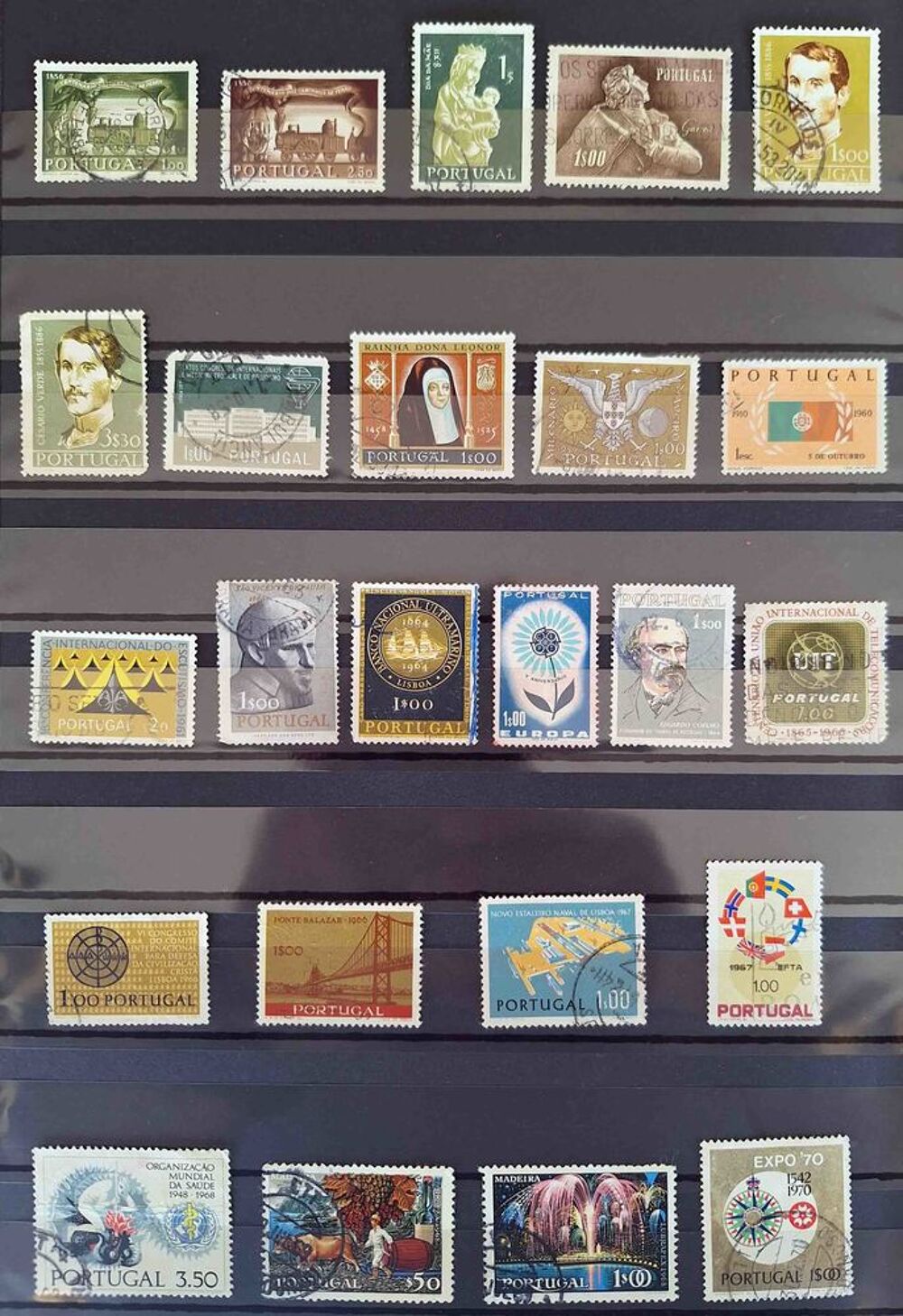 
S&eacute;rie de timbres de collection du Portugal 
