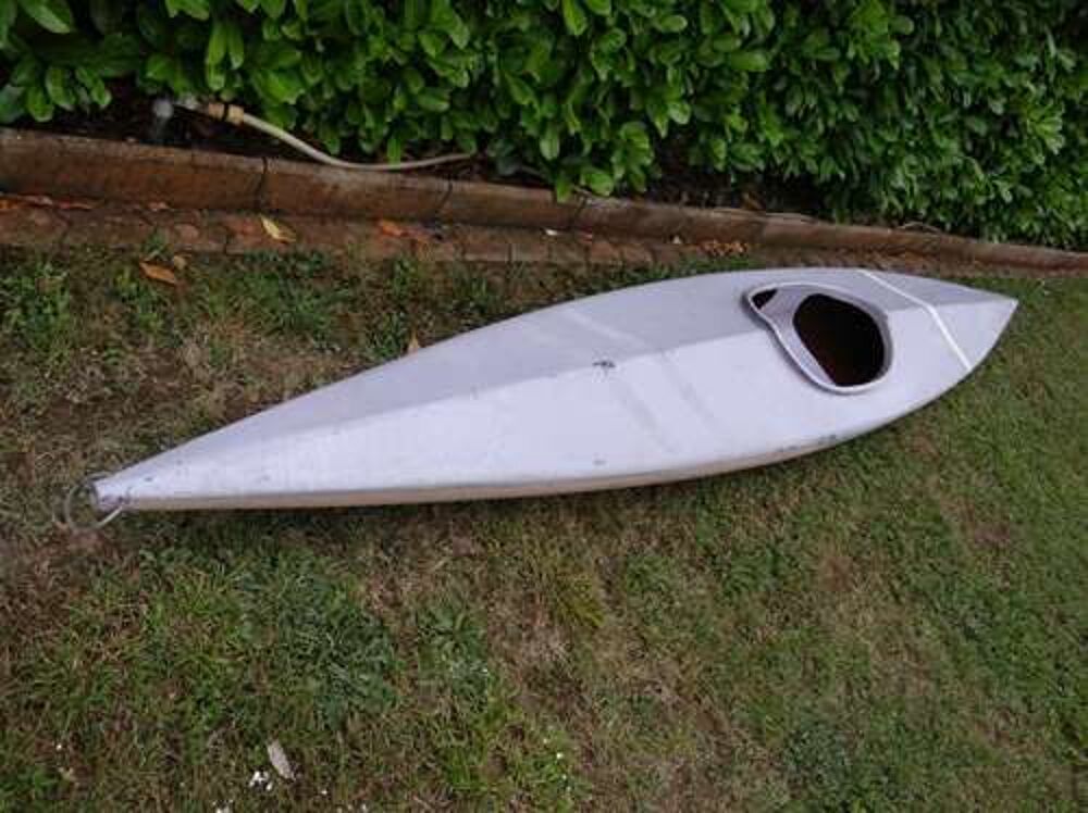Kayak en fibre de verre Sports