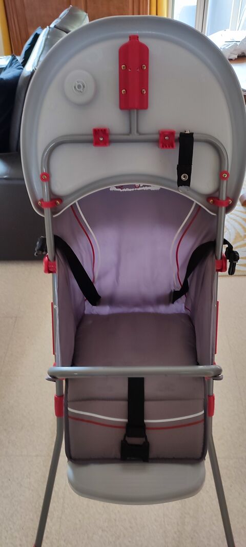 Table haute pour bébé 10 Tigery (91)