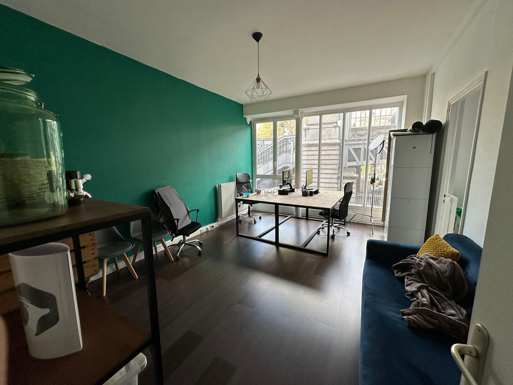 Appartement a louer paris-10e-arrondissement - 5 pièce(s) - 130 m2 - Surfyn