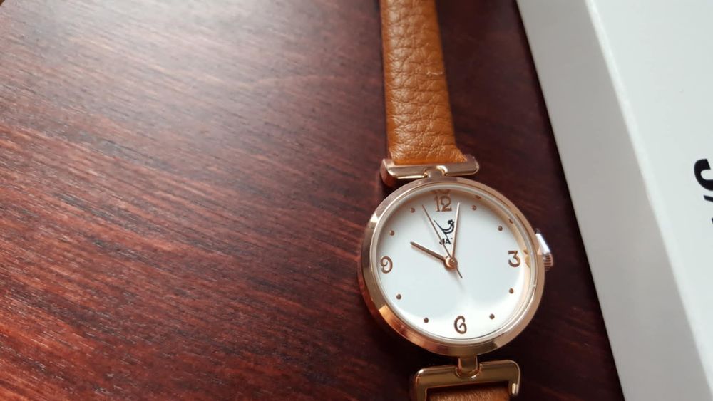 Belle montre CACHAREL et une JAZ neuve N&deg;1382 Bijoux et montres