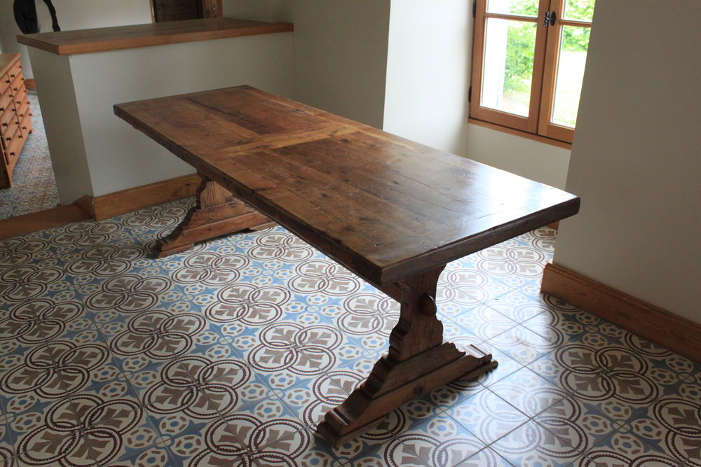 TABLE MONAST&Egrave;RE Meubles