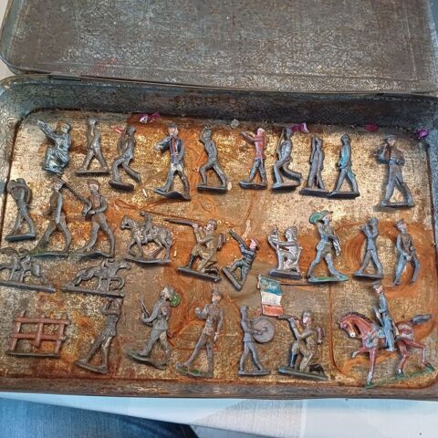 29 soldats en plombs 1 Rethel (08)