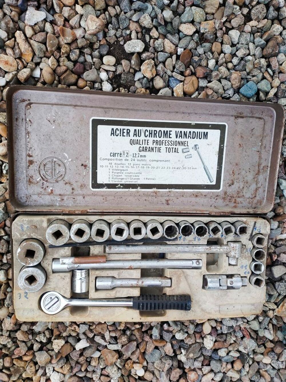 a saisir caisse a outils Bricolage