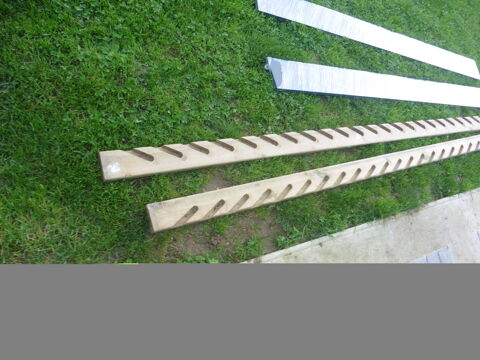 2 poteaux de cloture bois persienne neuf 70 Penchard (77)