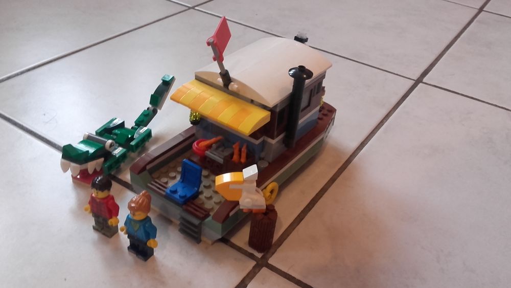 LEGO Creator - La p&eacute;niche au bord du fleuve Jeux / jouets