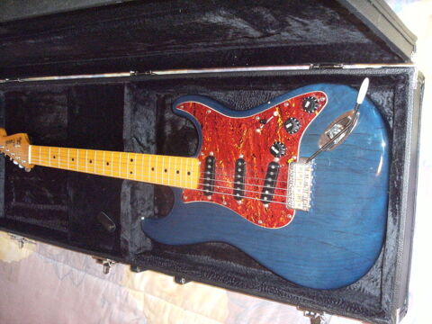 GUITARE ELECTRIQUE JM FOREST STRAT 120 Rablay-sur-Layon (49)