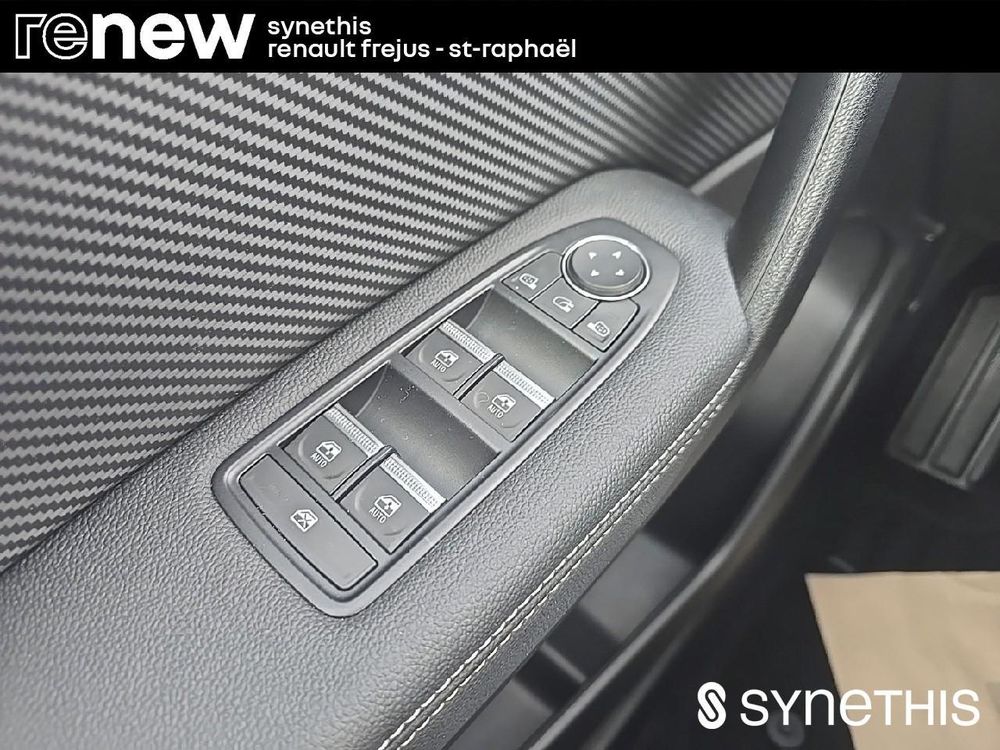 Captur E-Tech full hybrid 145 Engineered 2023 occasion 83600 Fr&eacute;jus
