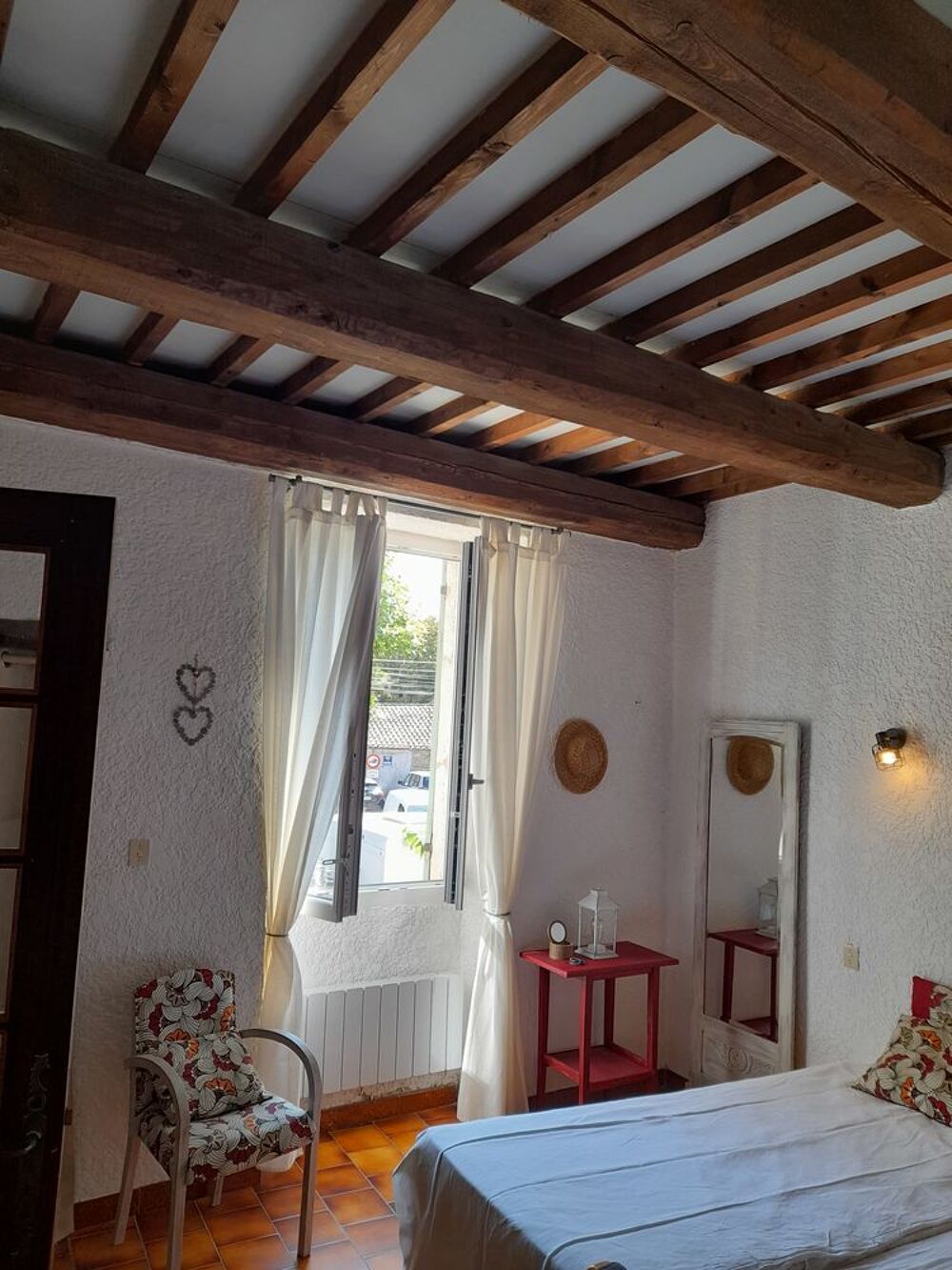 Vente Maison Maison 104m2 avec cave voûtée, cour et garage - Saint Remeze Saint-remèze