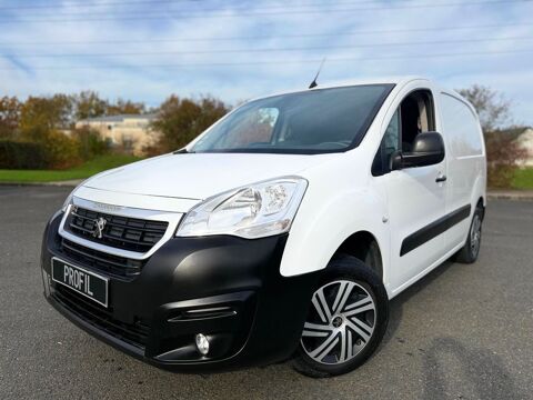 Peugeot Partner PARTNER FOURGON STANDARD 1.6 BLUEHDI 100 S&S BVM5 PREMIUM PACK 2018 occasion Saint-Avertin 37550