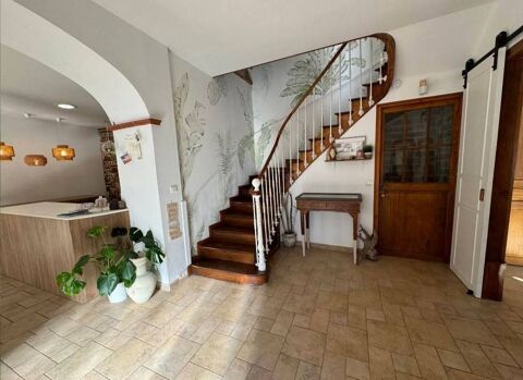   Coup de coeur assur� pour cette Maison de village  Maison - 6 pi�ce(s) - 210 m�