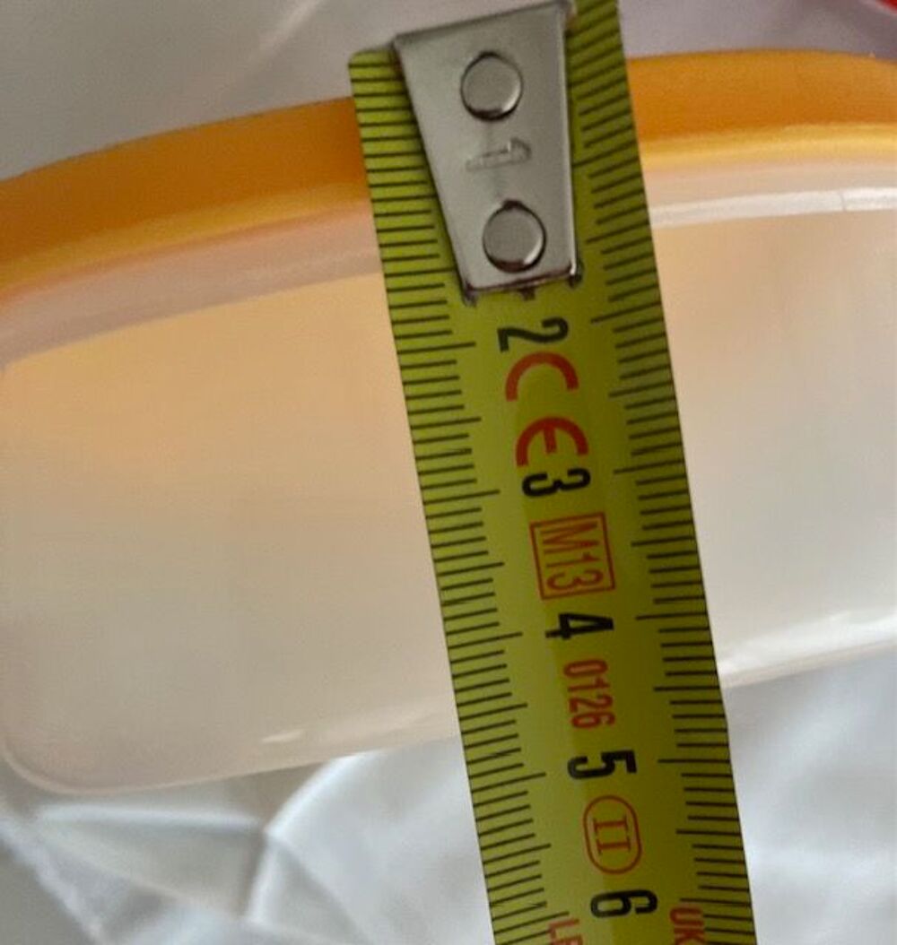 Petit contenant pour petites pr&eacute;parations b&eacute;b&eacute; ou rangement. Cuisine