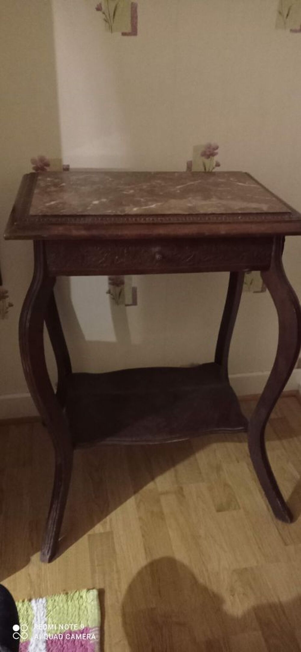 Divers meubles anciens Meubles