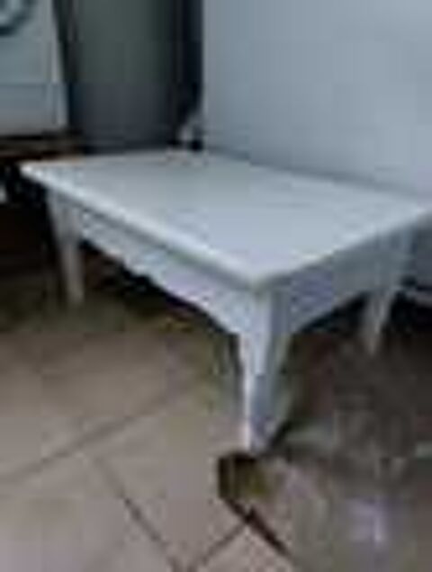 table basse en pin blanche Meubles