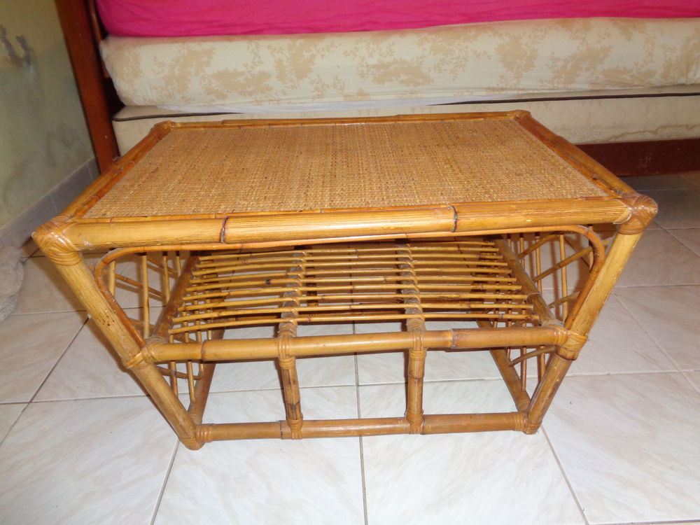 Table basse en rotin Meubles