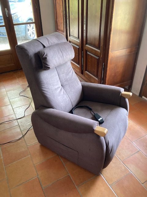Fauteuil releveur 150 Bonrepos-Riquet (31)
