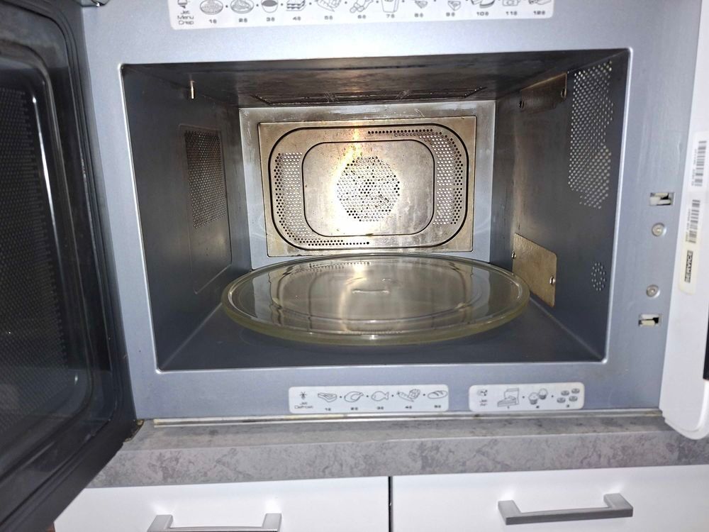 four multifonction Electroménager