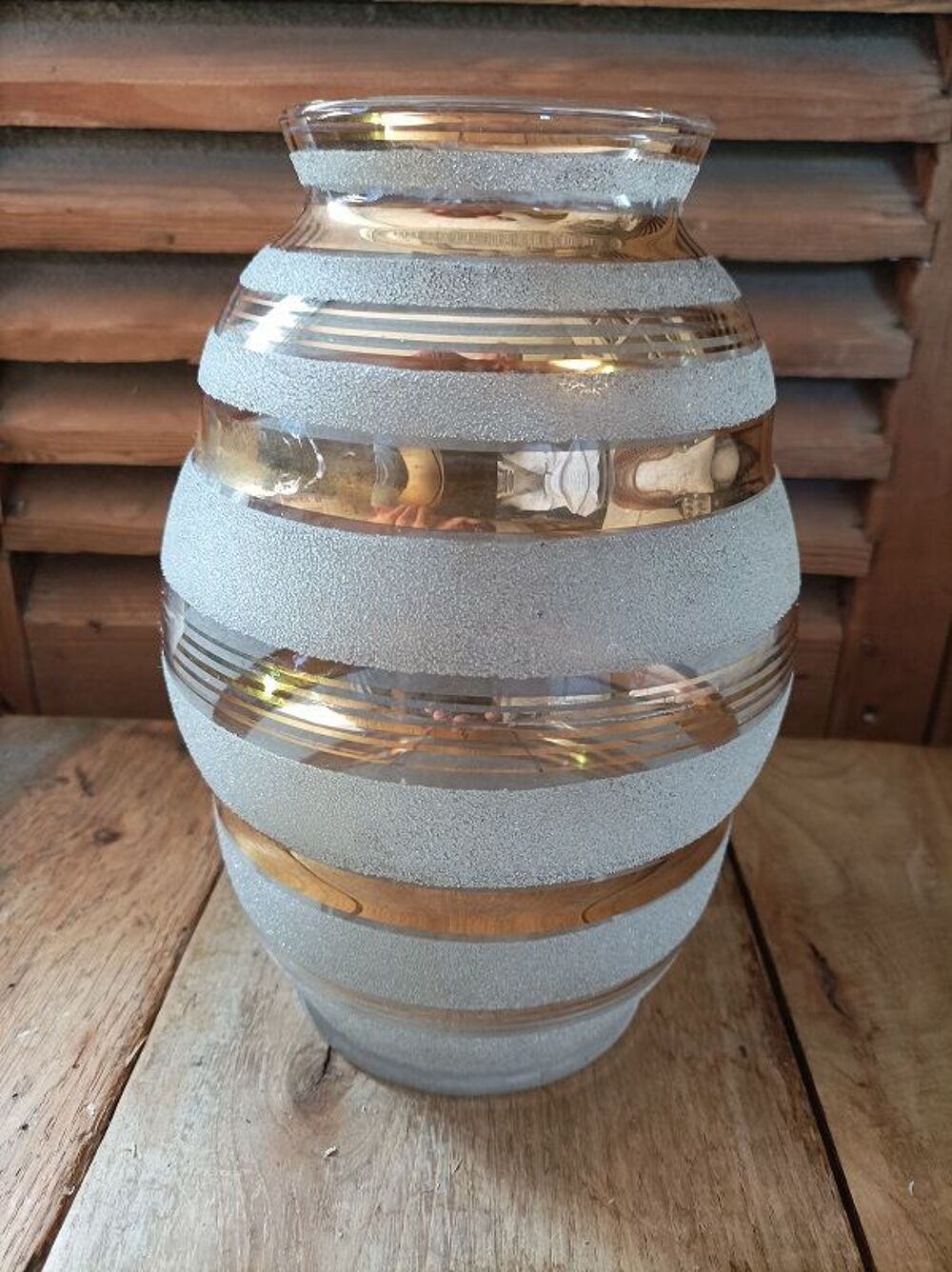 Vase en verre art d&eacute;co liser&eacute; dor&eacute; verrerie Fains dp 0823301 Décoration