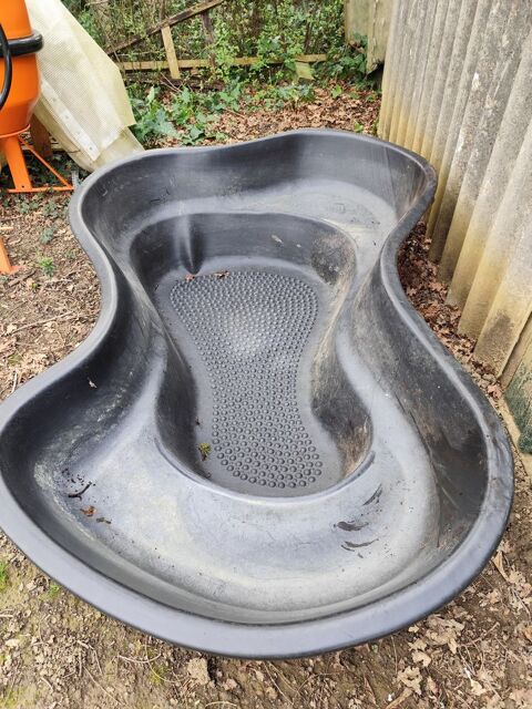 Bassin pour poissons ou bien canards 120 32800 Eauze