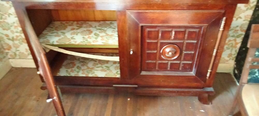 buffet en bois massif 2 portes Meubles