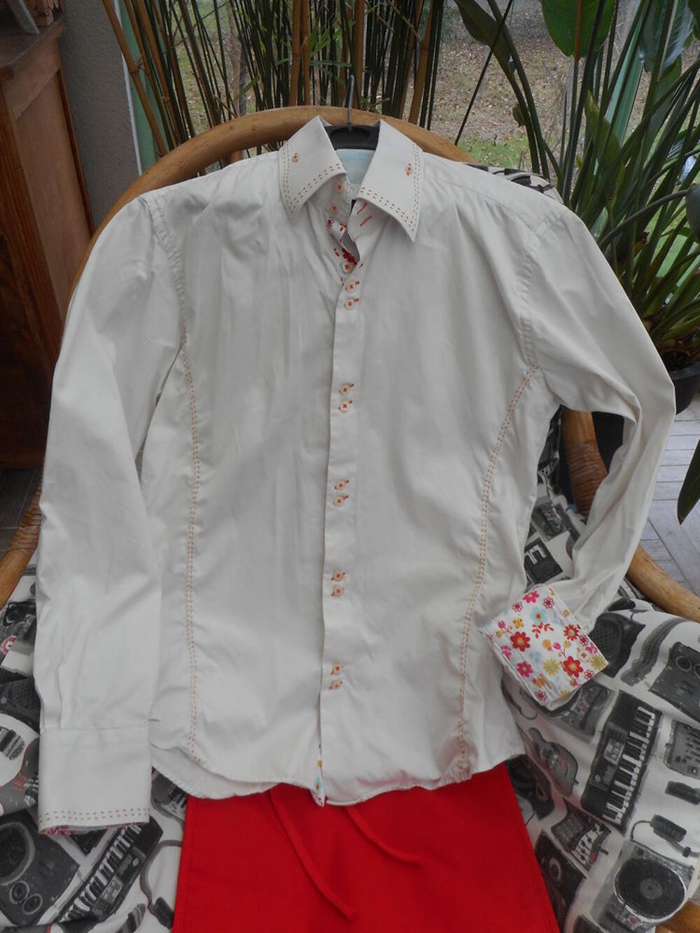 Chemise Toldot Slim Fit blanche &agrave; motifs taille L Vêtements