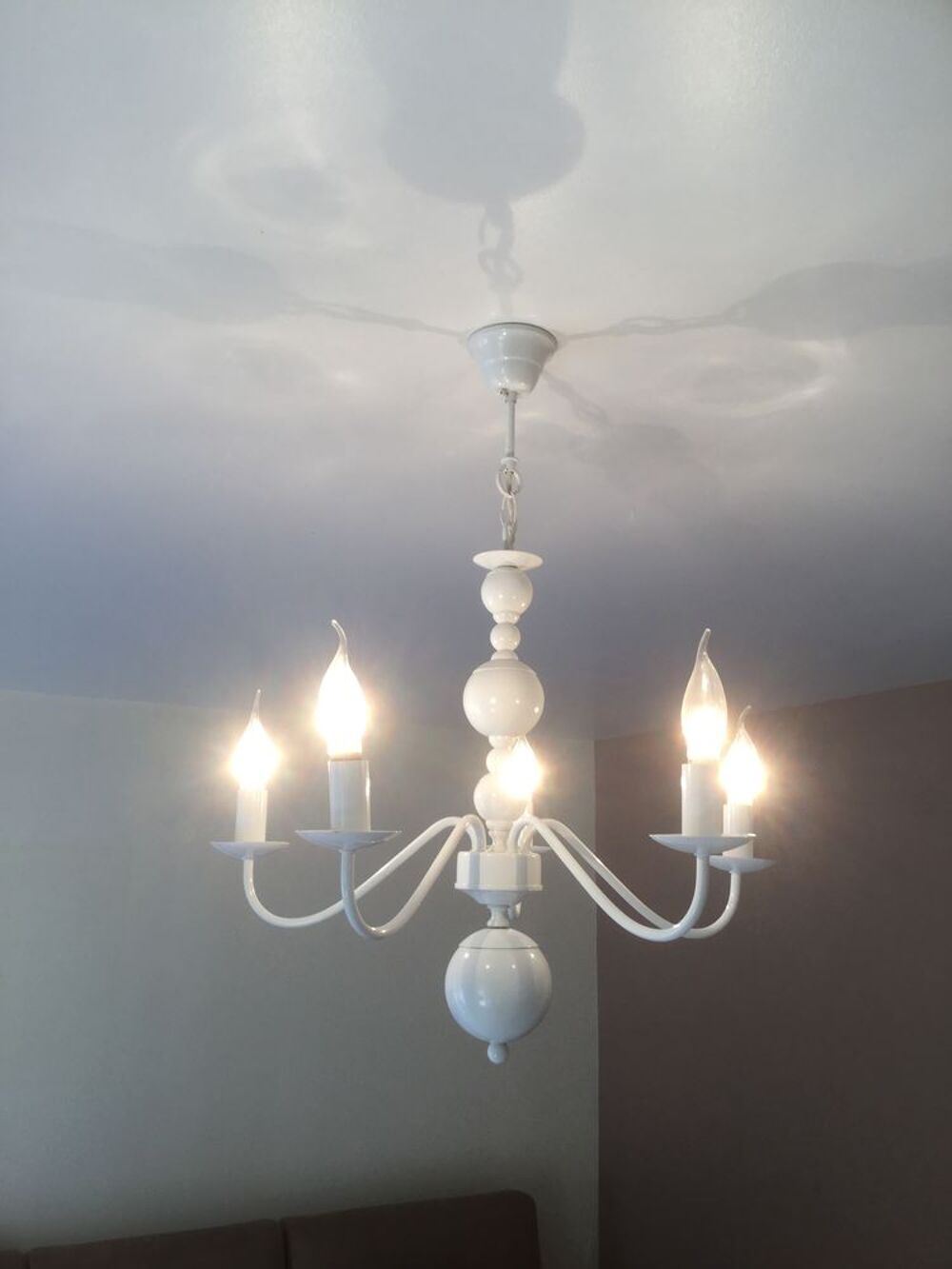 Luminaire blanc laqu&eacute; Décoration