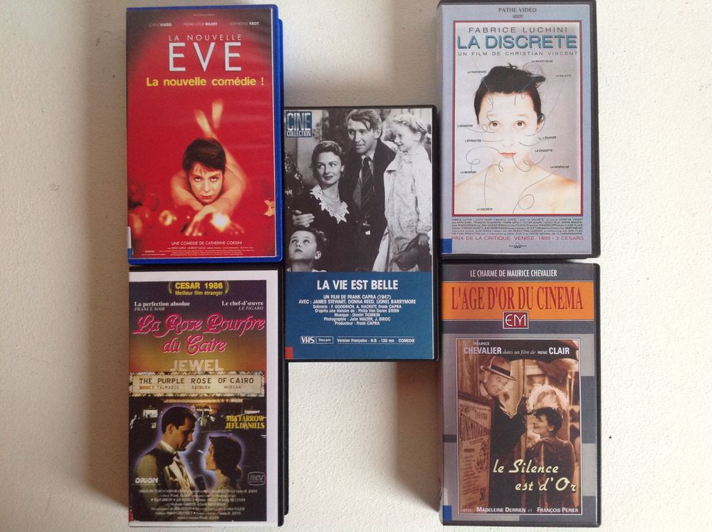 LOT DE 5 K7 VID&Eacute;OS 3 TDK 2 MAXELL 180mn Envoi possible
DVD et blu-ray