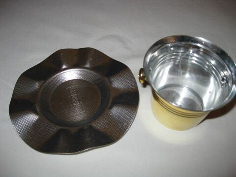 Petit seau de champagne d�coratif 2 Saint-Andr�-les-Vergers (10)