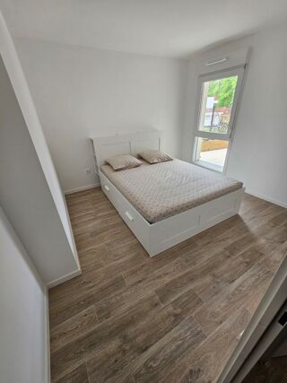  Appartement à louer 2 pièces 38 m²