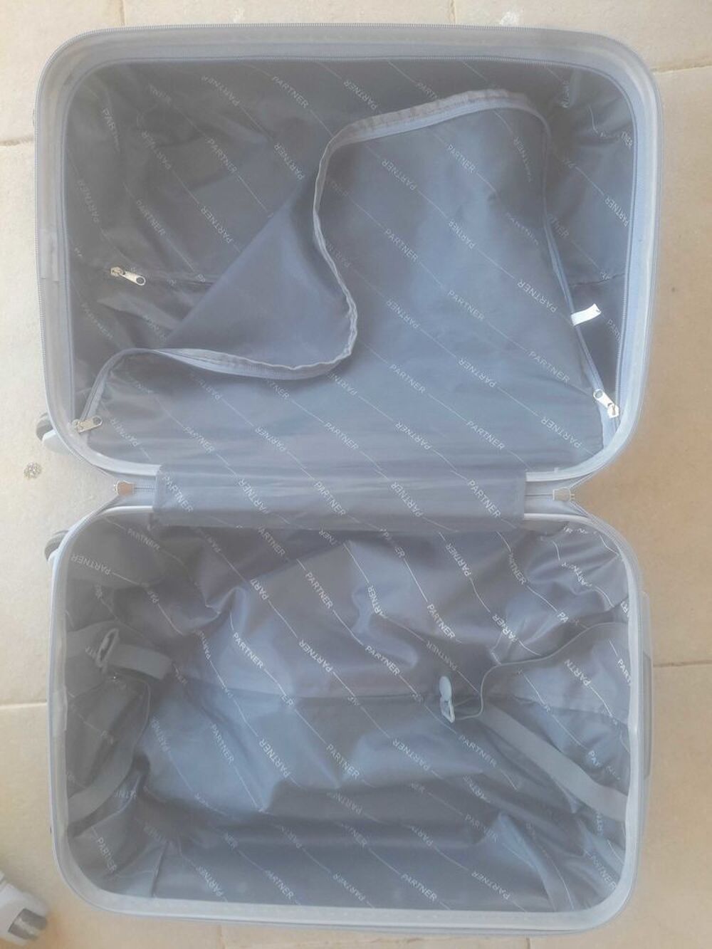 Lot de 3 Valises Maroquinerie