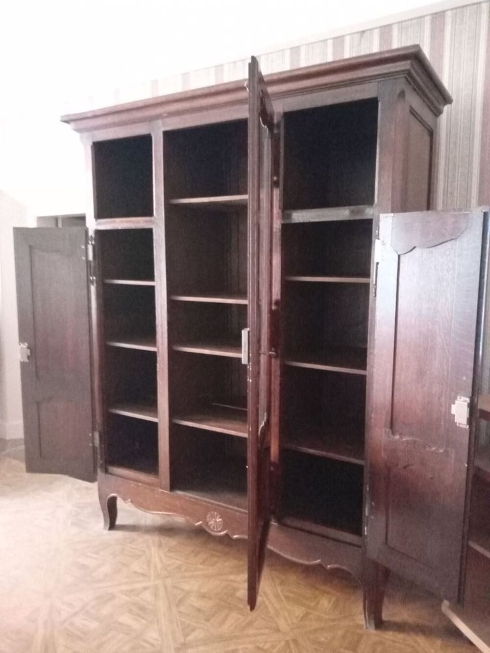 Armoire/Biblioth&egrave;que en bois ancien Meubles