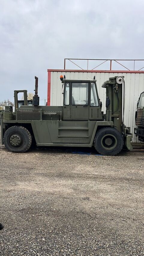 Engin de Manutention / Levage Engin de Manutention / Levage 1990 occasion Bressols 82710