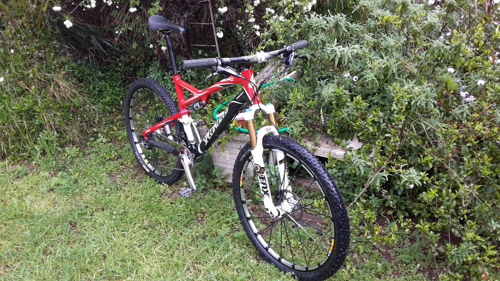 Specialized epic expert carbone 27.5 /26 Vlos
