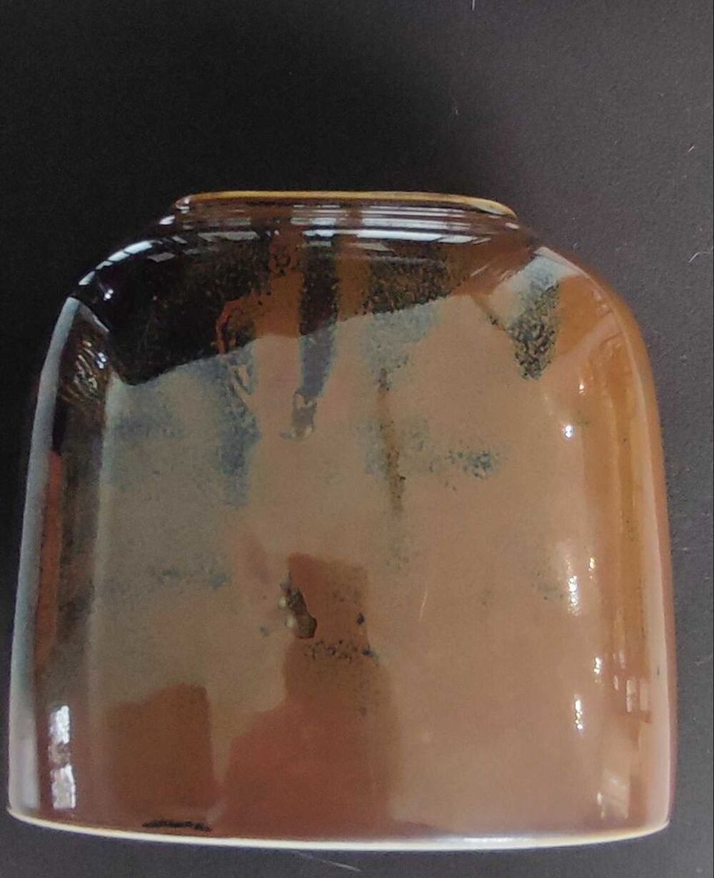 Vase en c&eacute;ramique de Peter Guggenbuhler 