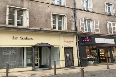 Beaune  : un grand local commercial très bien situé c... 72000 21200 Beaune