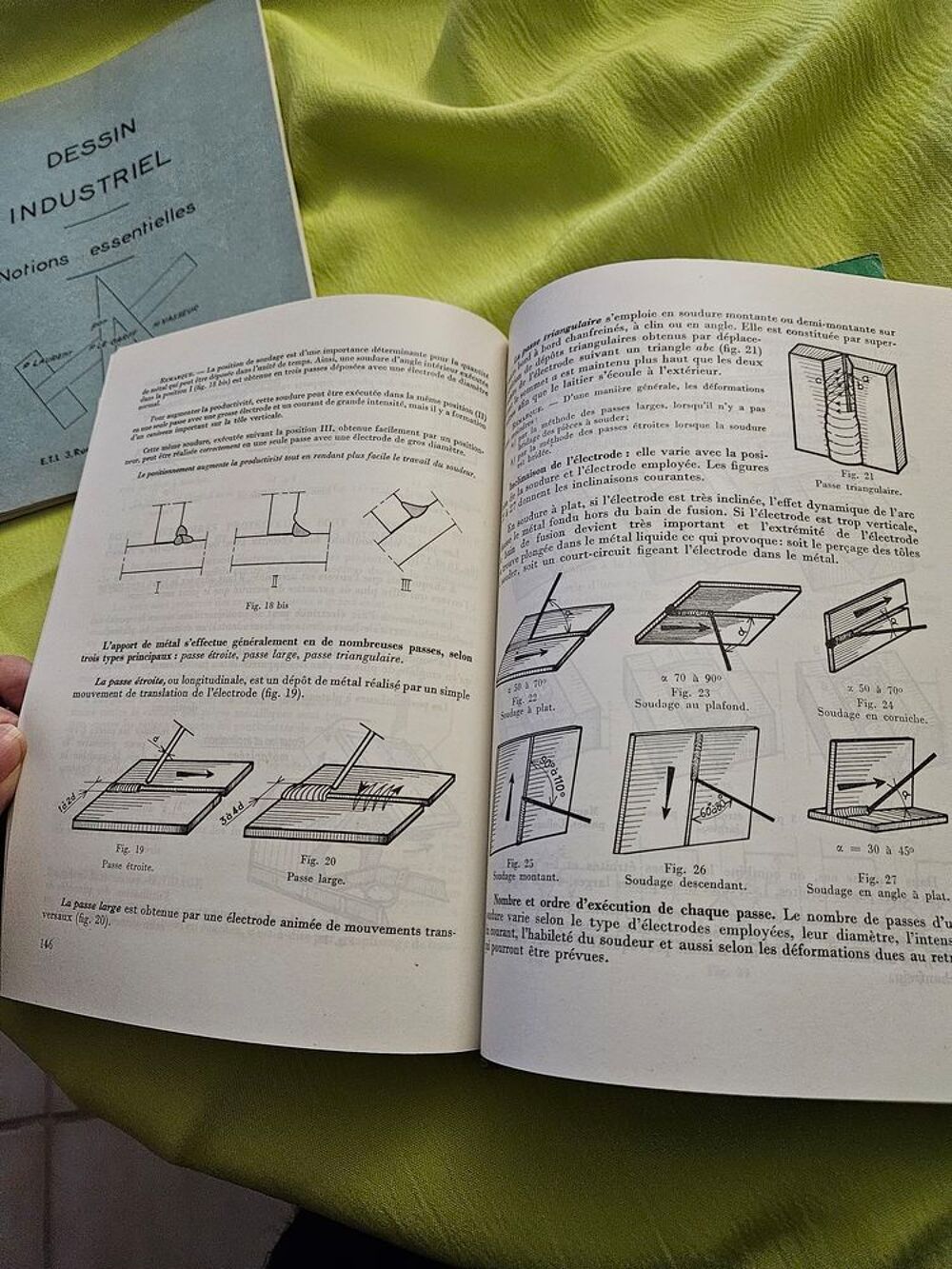 3 livres Technologie Professionnelle Pour le Chaudronnier
Livres et BD